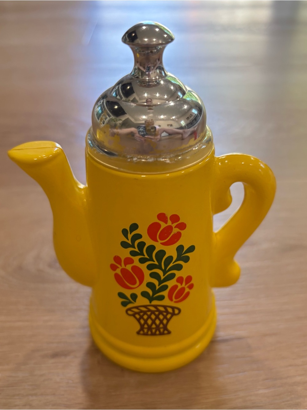 Vintage Avon Koffee Klatch Teapot Bottle